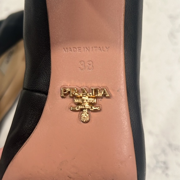 Vintage PRADA pumps size 38 - Picture 5 of 10